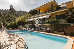 Casa en venta en Badalona, Mas Ram photo 0