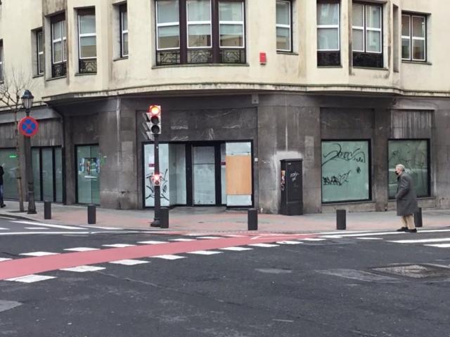 Local comercial en venta en Bilbao, Moyua photo 0