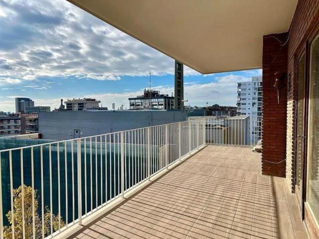 Piso en venta en Barcelona, Les Tres Torres photo 0