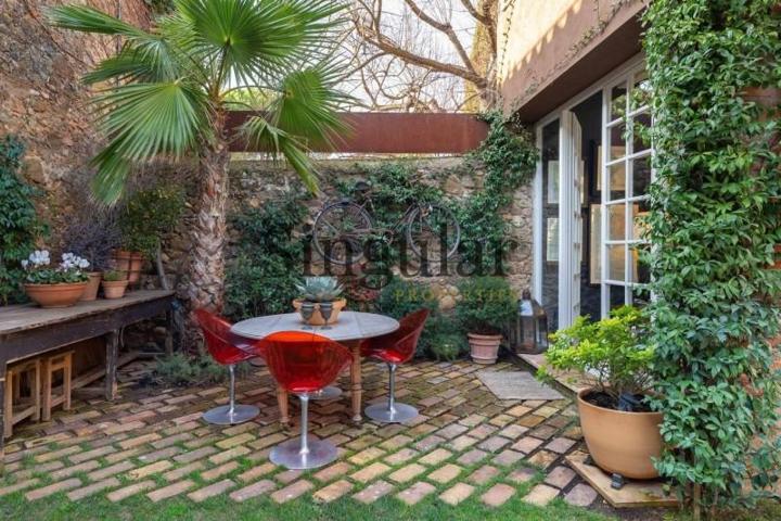 Casa con terreno en venta en Corçà, Baix Empordà photo 0