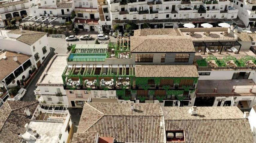 Edificio en venta en Benahavís, Costa del Sol photo 0