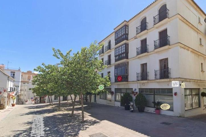Edificio en venta en Estepona, PLAZA AUGUSTO SUAREZ, 29680 photo 0