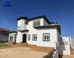 Chalet en venta en Chiclana de la Frontera, Novo sancti petri photo 0