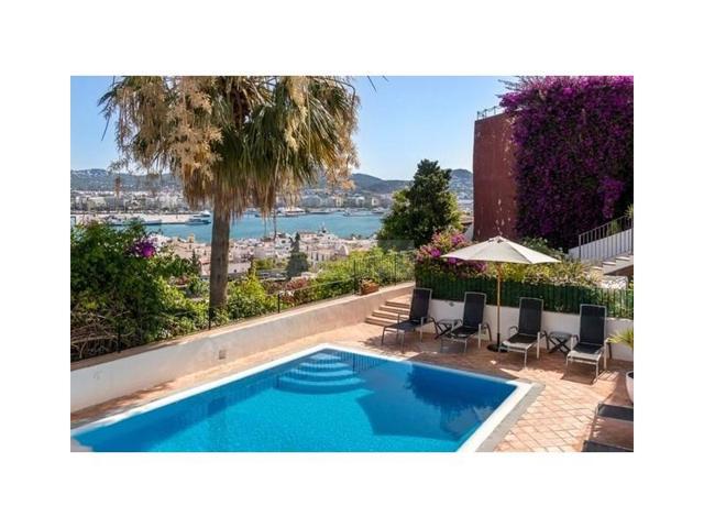 Apartamento en venta en Eivissa photo 0