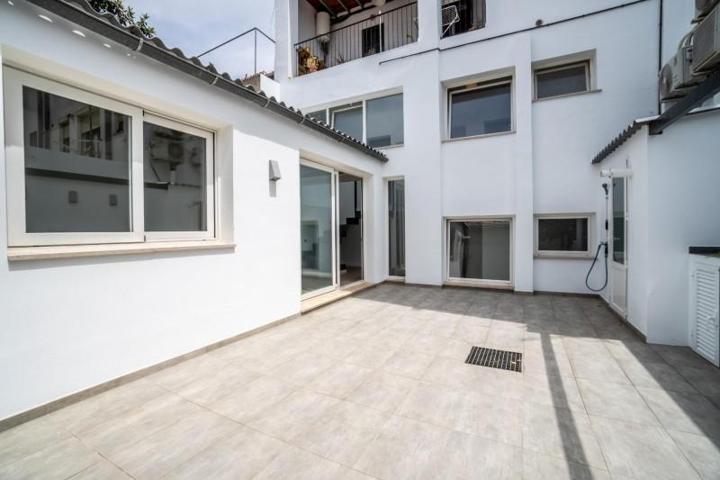 Edificio en venta en Mallorca, Son Espanyolet photo 0