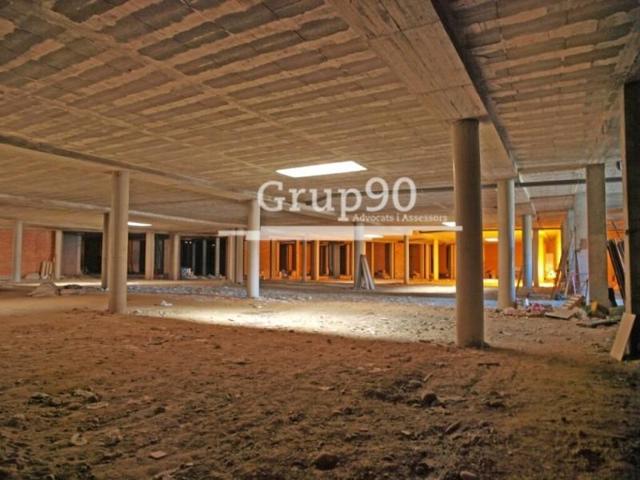Local comercial en venta en Lleida photo 0