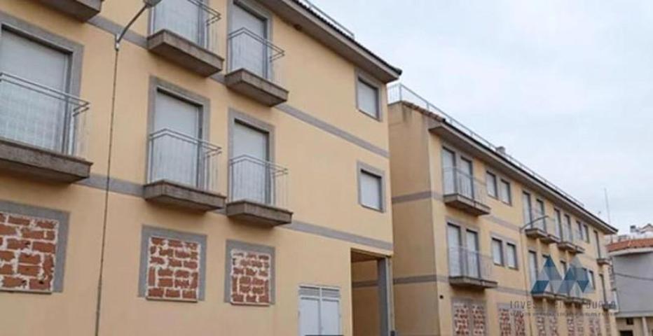 Edificio en venta en Horcajo de Santiago, Calle Torrubia, 16410 photo 0