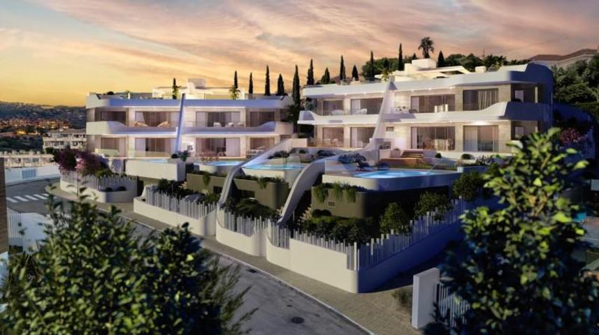 Apartamento en venta en Marbella, Cabopino photo 0