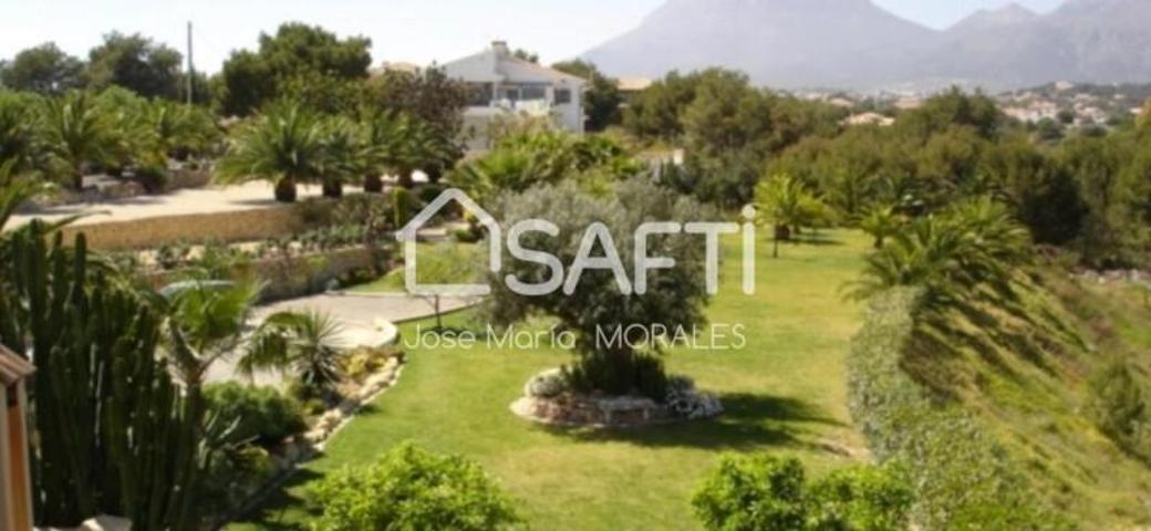 Casa en venta en Alfaz del Pi photo 0