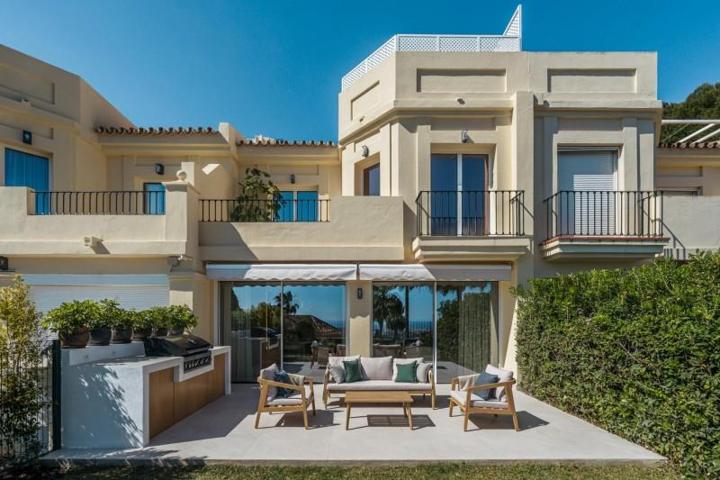 Adosada en venta en Benahavís, La Quinta photo 0