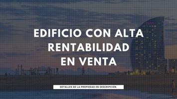 Edificio en venta en Barcelona photo 0