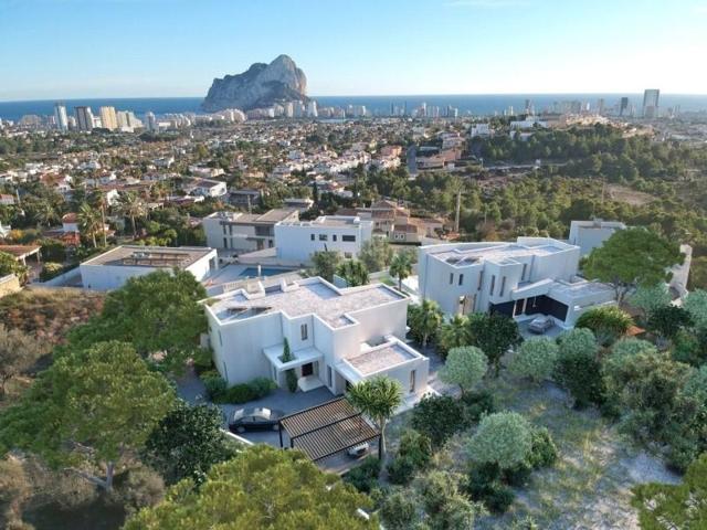 Chalet en venta en Calpe photo 0