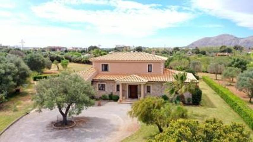 Chalet en venta en Alcúdia, Área de Alcudia photo 0