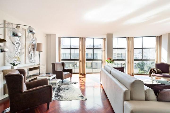 Piso en venta en Barcelona, Eixample photo 0