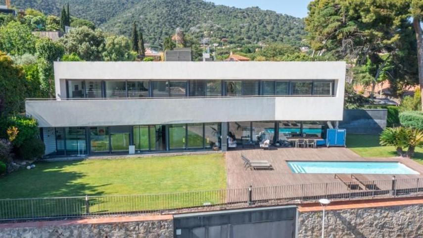 Chalet en venta en Premià de Dalt, Centro photo 0