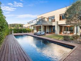 Chalet en venta en Sant Cugat del Vallès photo 0