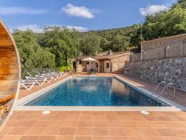 Casa en venta en Santa Cristina d'Aro photo 0