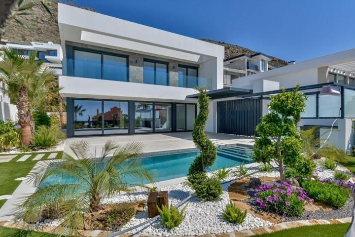 Chalet en venta en Finestrat, Finestrat photo 0