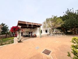 Chalet en venta en Sant Josep de sa Talaia photo 0