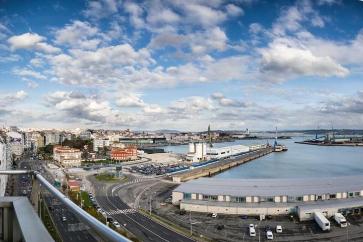 Piso en venta en A Coruña, Ensanche photo 0