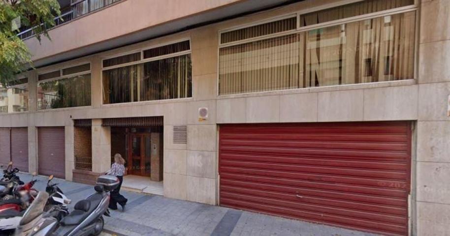 Edificio en venta en Alicante, Centro photo 0