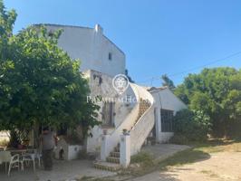 Chalet en venta en Vilanova i la Geltrú, Casernes photo 0