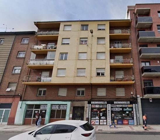 Edificio en venta en León, Santa Ana photo 0