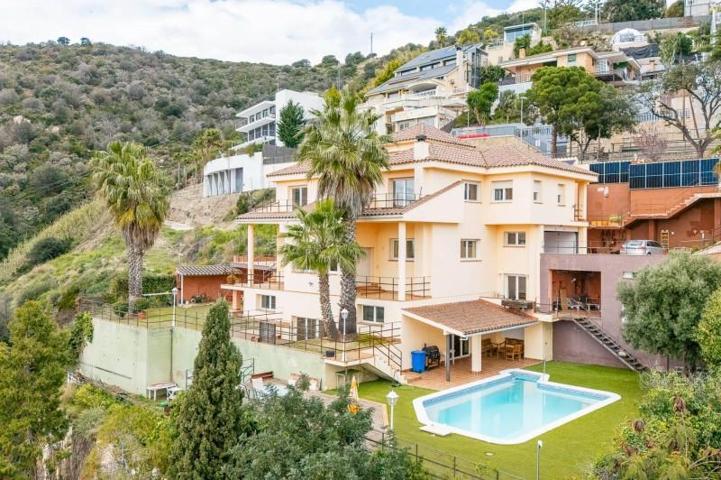 Casa en venta en Badalona, Mas Ram photo 0