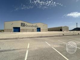 Nave industrial en venta en Alicante, De Batistes, 03669 photo 0