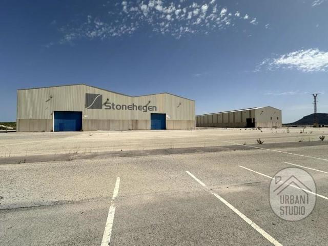 Nave industrial en venta en Alicante, De Batistes, 03669 photo 0