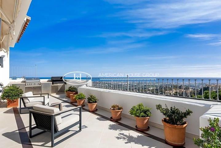 Aticos en venta en Benahavís, Benahavis photo 0