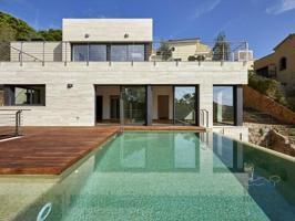 Casa en venta en Lloret de Mar photo 0