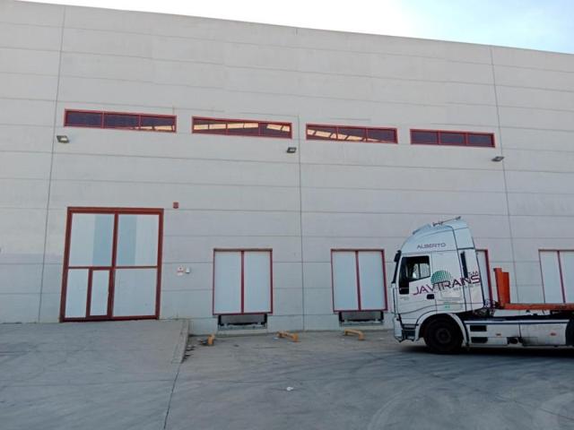 Nave industrial en venta en Riba-roja de Túria, Pol. Ind. 'El Oliveral' photo 0