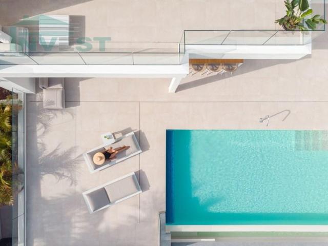 Chalet en venta en Adeje photo 0