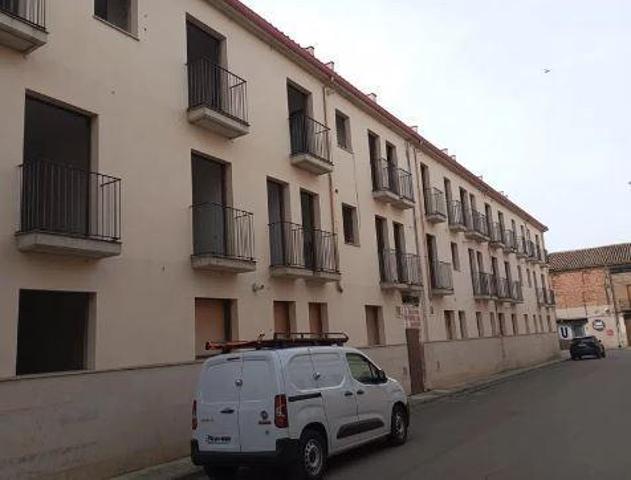 Edificio en venta en Bell-lloc d'Urgell, Carrer Pompeu Fabra, 25220 photo 0