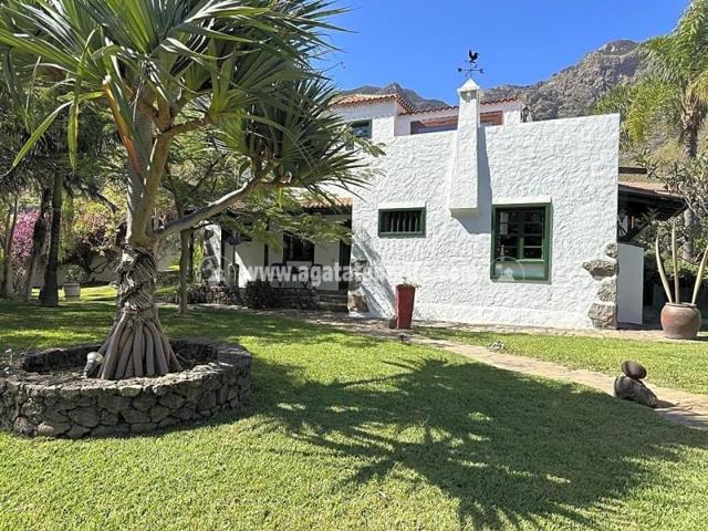 Casa con terreno en venta en Buenavista del Norte, Tenerife North photo 0