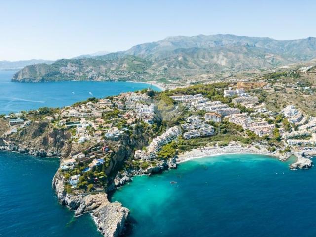 Chalet en venta en Almuñécar, Punta La Mona photo 0