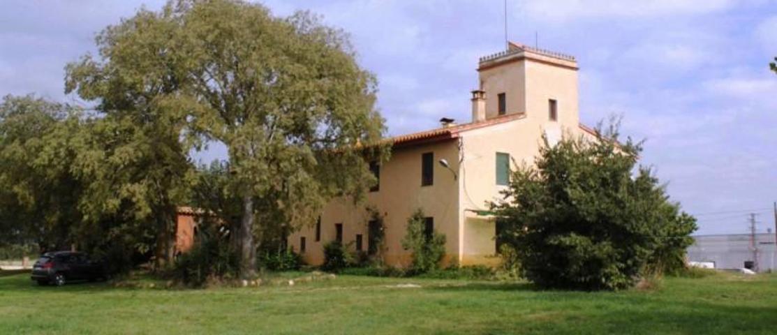 Casa con terreno en venta en Cassà de la Selva photo 0