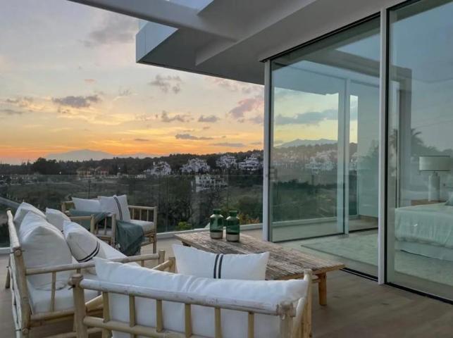 Chalet en venta en Marbella, Sierra blanca photo 0