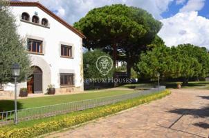 Casa en venta en Sant Andreu de Llavaneres, Centro photo 0