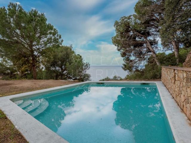 Casa en venta en Sant Feliu de Guíxols photo 0