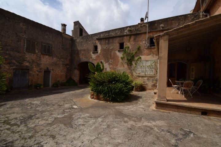 Chalet en venta en Mallorca, Son Ferriol photo 0