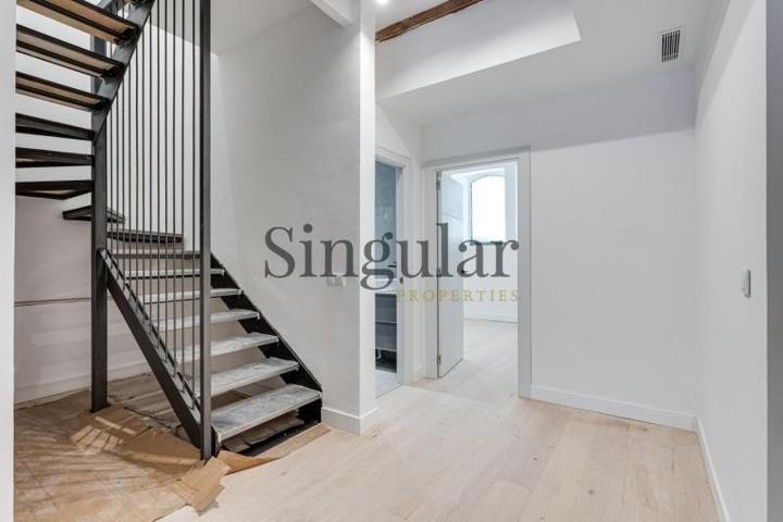Duplex en venta en Barcelona, Sarrià-Sant Gervasi photo 0