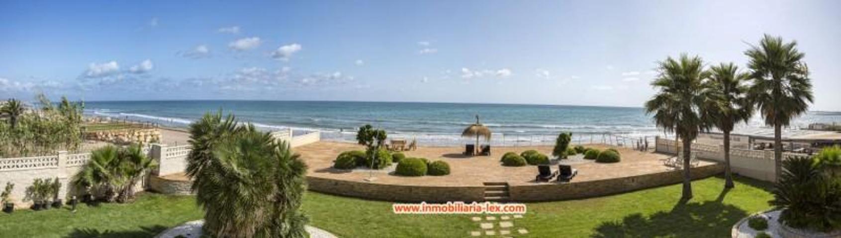 Chalet en venta en Denia, Marinas photo 0