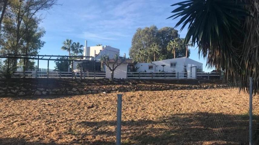 Casa en venta en Estepona, Selwo photo 0