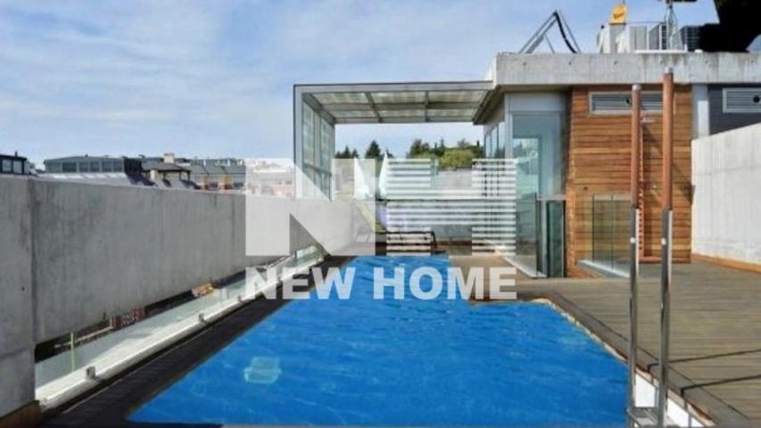 Chalet en venta en Madrid, Calle del Níscalo, 28023 photo 0