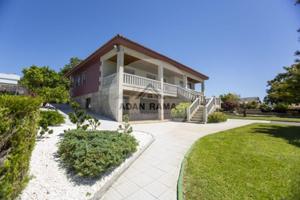 Casa en venta en Sanxenxo photo 0