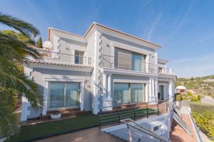 Chalet en venta en Benissa, Fustera photo 0