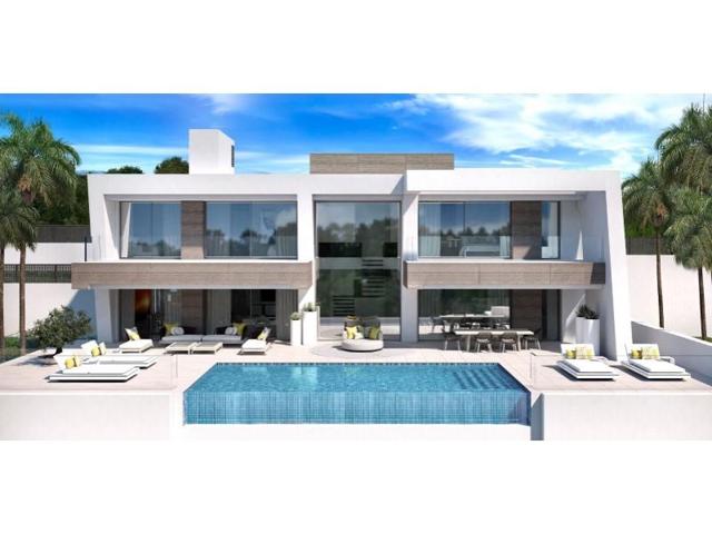 Chalet en venta en Estepona photo 0