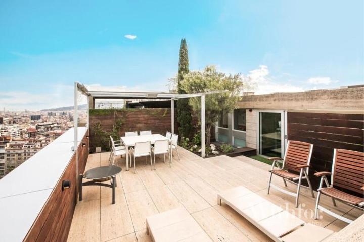 Bungalow en venta en Barcelona, Turo Park photo 0